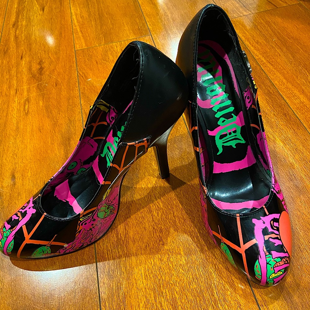 Demonia Zombie Heels - Picture 2 of 4